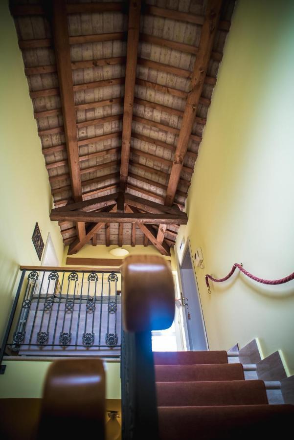 B&B Palazzo Mestichelli Boutique Palace Monteprandone Exterior foto